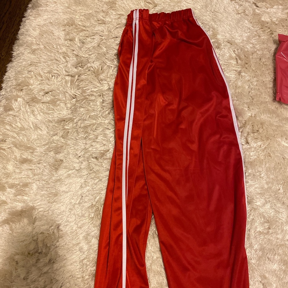 RED ADIDAS SWEATPANTS